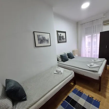 Authentic Centre #2, Paid Parking On-site, Mandatory Reservation 아파트 베오그라드